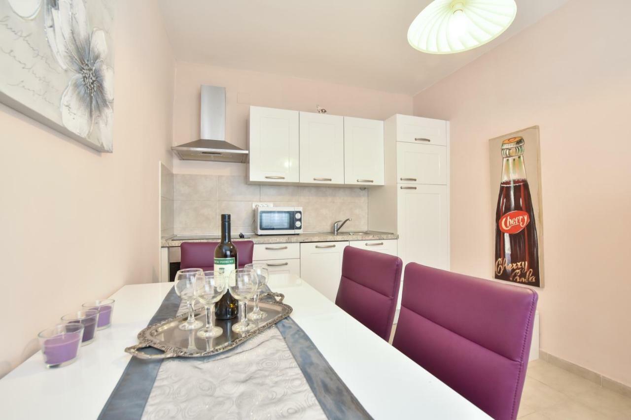Apartment Neyra Split Buitenkant foto